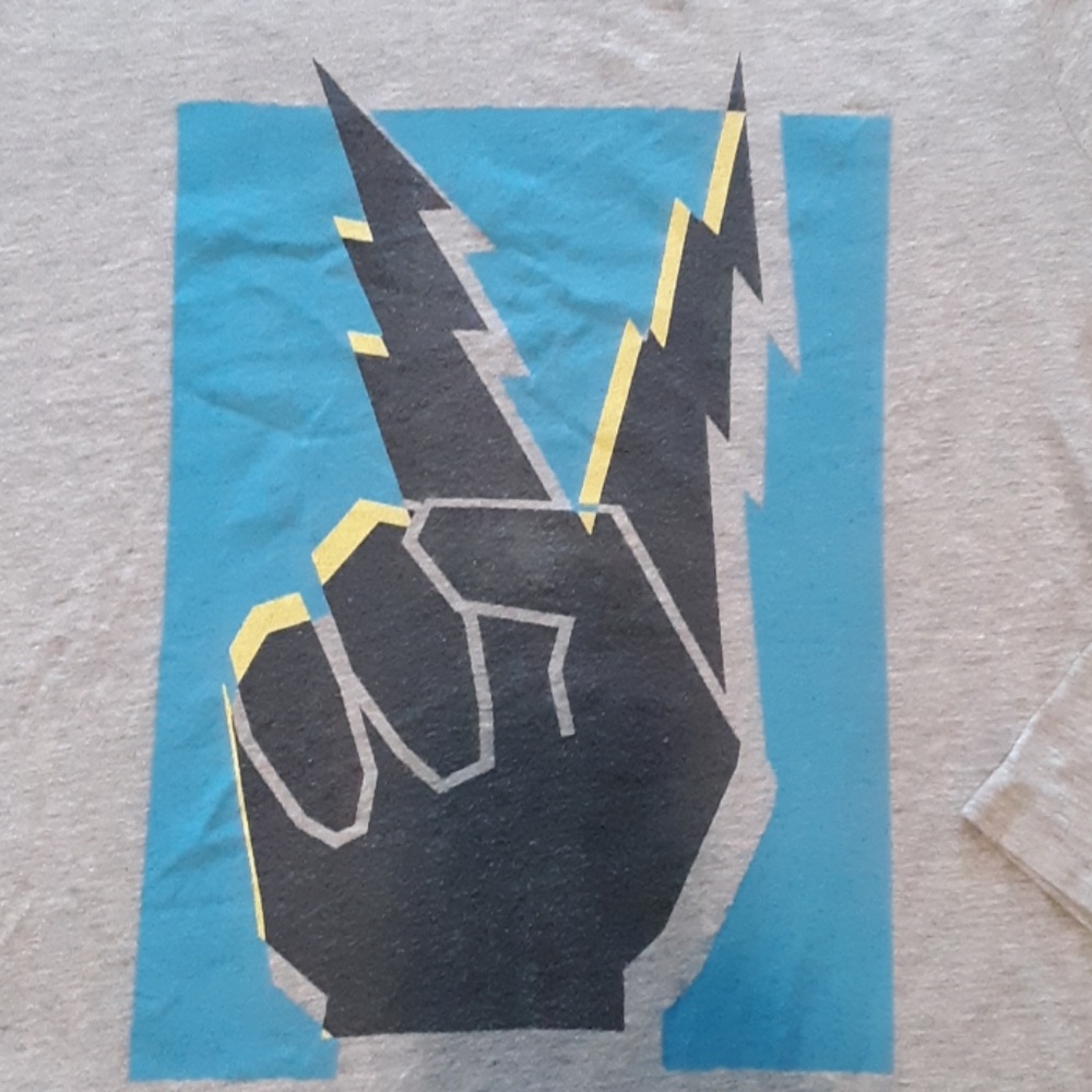 OLD NAVY GRAPHIC TEE